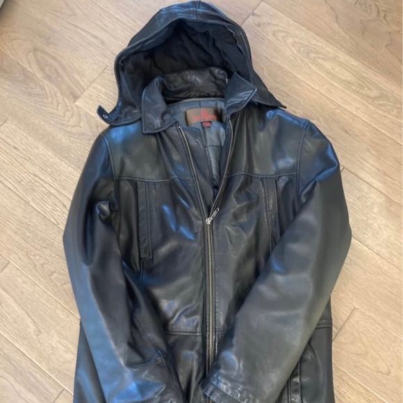 Men’s leather jacket, large, never worn, perfect for winter - Picture 1 of 2